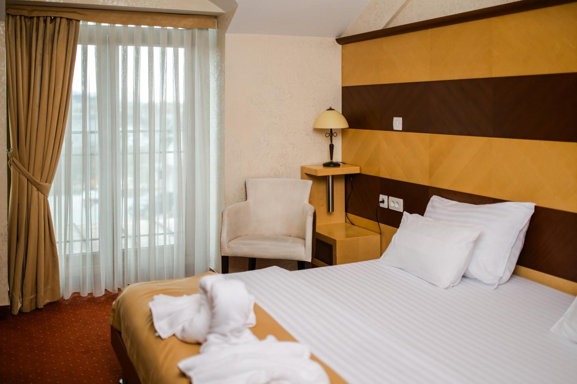 Hotel Marshal Nikšić Eksteriør billede