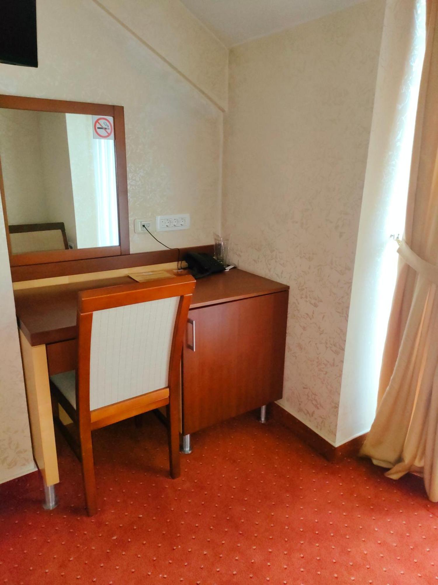 Hotel Marshal Nikšić Eksteriør billede